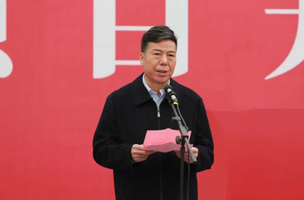 秦創(chuàng)原?秦川集團(tuán)高檔工業(yè)母機(jī)創(chuàng)新基地重大項(xiàng)目開(kāi)工