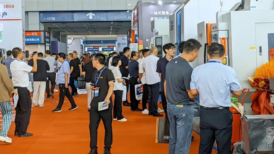 【展會資訊】秦川系列產(chǎn)品“亮眼”寧波機(jī)床展