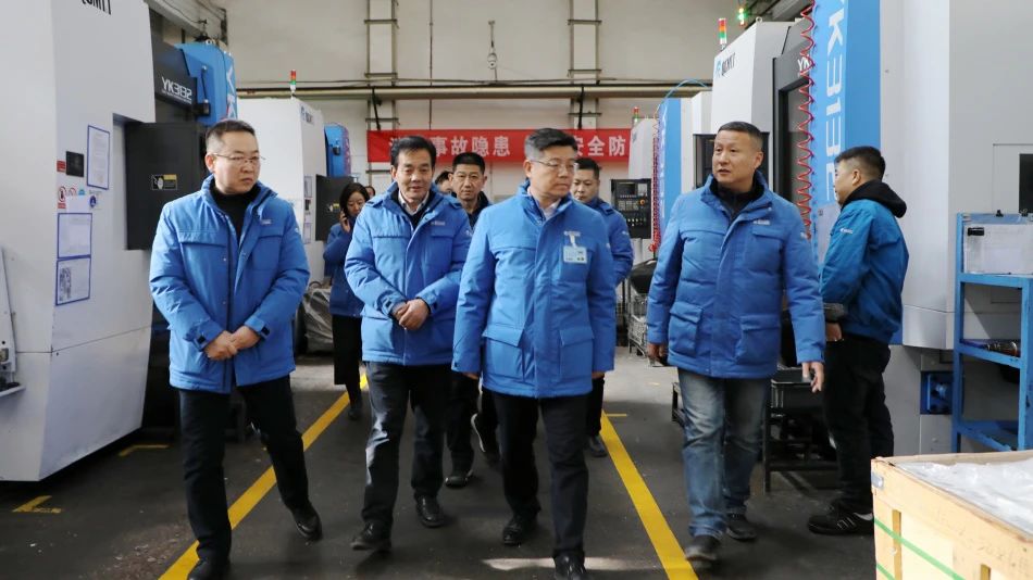 【集團(tuán)資訊】馬旭耀深入集團(tuán)總部廠區(qū)檢查節(jié)前安防工作